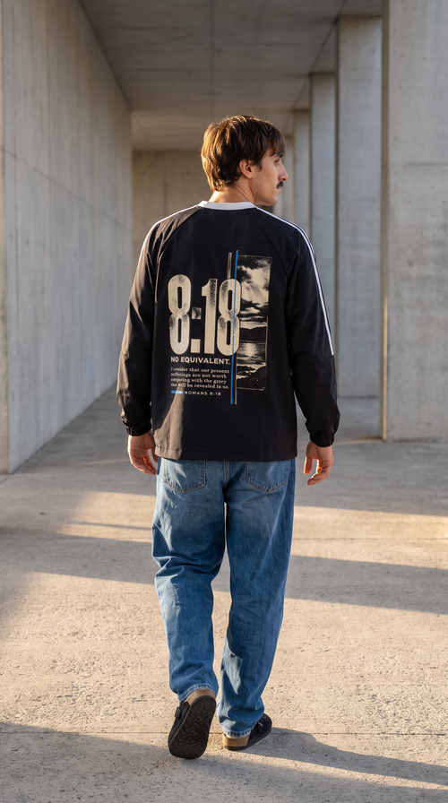 8:18 / NO EQUIVALENT | Contrast V-Neck Jersey